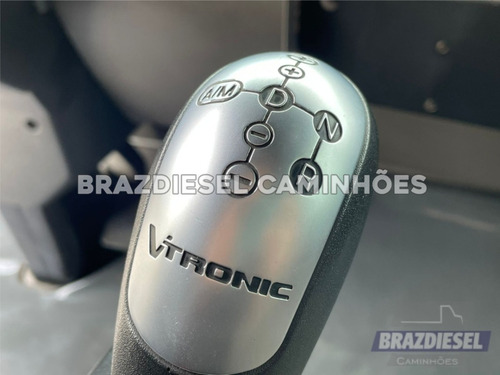 Imagem 9 de 11 de Volkswagem Vw 25420 2014 Constellation Cambio Automático