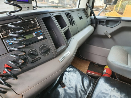Volkswagem 31-320 6x4 Ano 2011 Caçamba Meia Cana Traçado