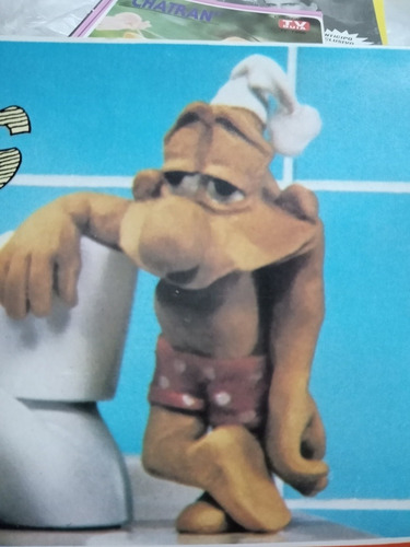 Láminas Centrales Diferentes De La Revista Tv Guía Año 1988. (Usado)