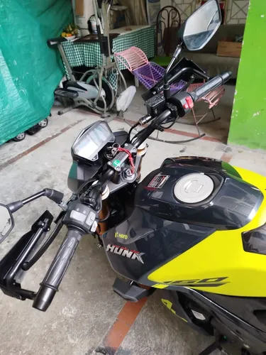 Hero Hunk 160r 4v Como Nueva