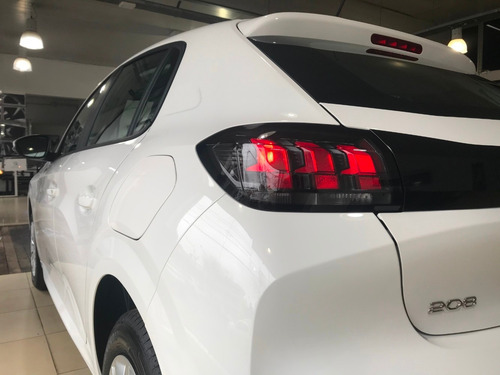 Peugeot 208 1.6 Like Pack