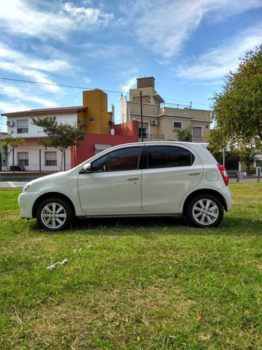 Toyota Etios 1.5 Xls 2016