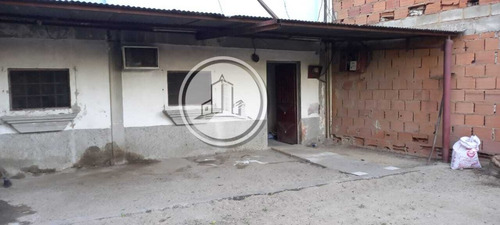 Venta Casa Con Local Bajando El Elevado De Palo Negro A Pie De Calle Av Los Aviadores , Estado Aragua 022js