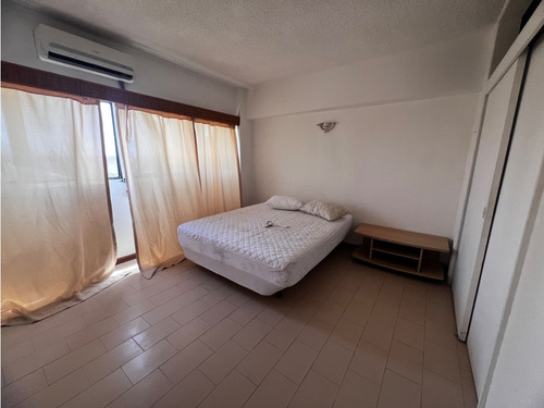 Apartamento Con Salida Al Mar, Don Bartolo, Bella Vista