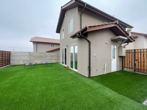 ¡ Hermosa Casa Nueva En Condominio !