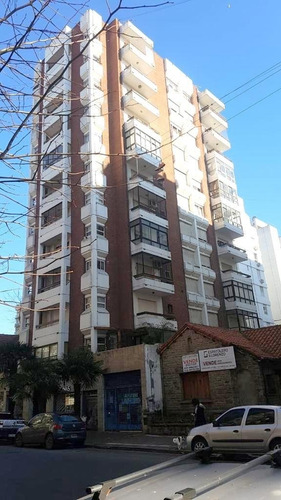 Imagen 12 de 19 de Venta / Departamento De 2 Ambientes A La Calle Con Balcón Terraza / Mar Del Plata