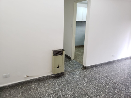 Imagen 6 de 25 de Venta 2 Amb C/balcón Al Frente Luminoso Belgrano/colegiales