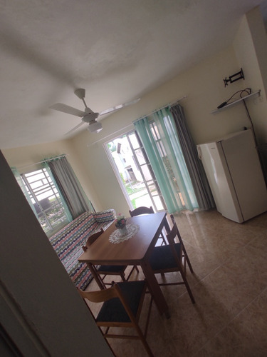 Vendo Casa En Samana Con Playa Y Piscina 