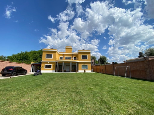 Imagen 8 de 28 de Casa En Venta En Benavidez, Tigre, G.b.a. Zona Norte