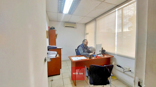 Nethaus Vende Instalación Industrial San Ignacio - Quilicura