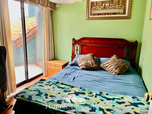Casa En Venta De 4d3b De 365m2 En Condominio La Reina. Talca