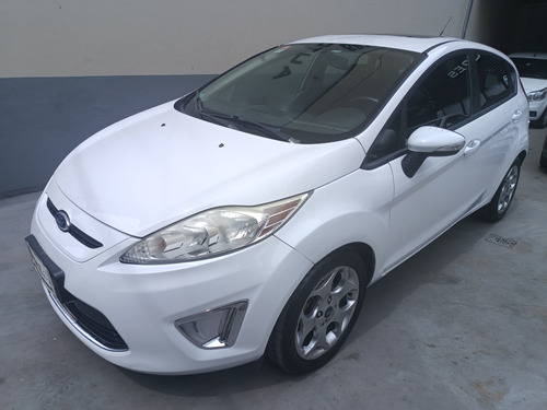 Ford Fiesta Kinetic Design 1.6 Design 120cv Titanium