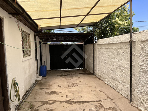 Casa En Venta De 3 Dorm. En Ñuñoa