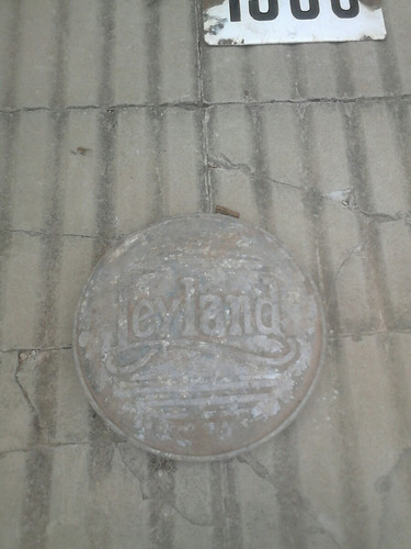 Insignia Metal. Leyland