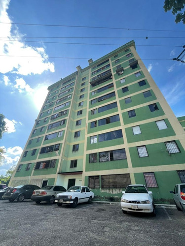 Apartamento En Cumbre Alta, Los Teques