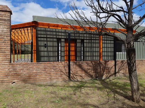 Imagen 10 de 30 de Casa Quinta 4 Amb En Venta Barrio 9 De Abril