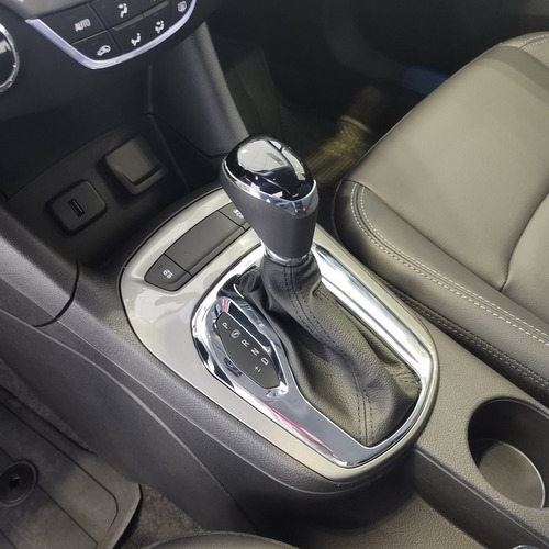 Imagen 5 de 25 de Chevrolet Cruze 5 Puertas Lt 1.4n Turbo Automático 2023 Ep