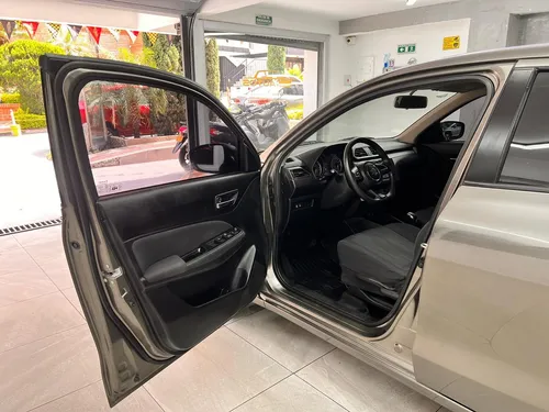 Suzuki Swift Dziere AT 2023