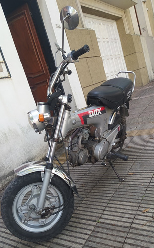 Imagen 4 de 15 de Honda Dax St 70