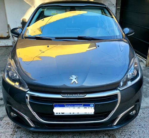 Peugeot 208 1.6 Feline