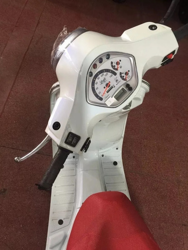 Imagen 6 de 15 de Motomel Strato Euro 150 Scooter Financia Ahora 12 - 18 Cuota