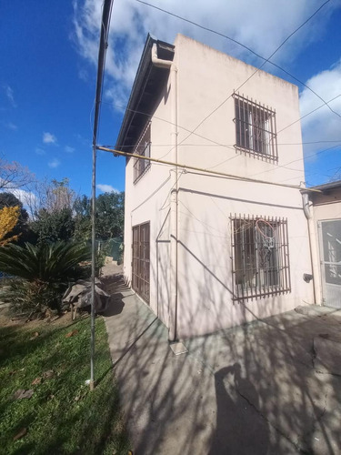 Casa En Venta - 3 Dormitorios 3 Baños - Cochera - 330mts2 - San Carlos, La Plata