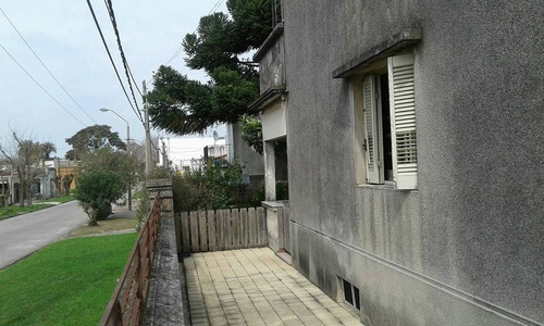 Imagen 7 de 14 de Lega Propiedades Vende Hermosa Residencia