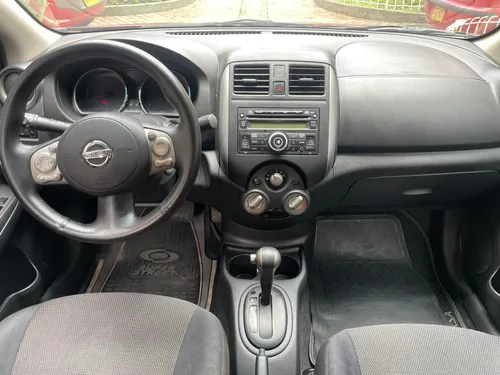 Nissan Versa 1.6 Advance