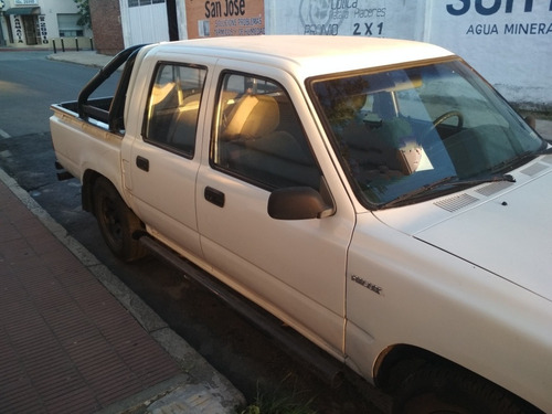 Toyota Hilux 2.4 D/cab 4x2 D 1992