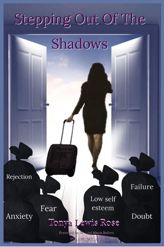 Libro:  Stepping Out Of The Shadows