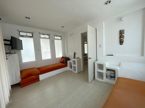 Renta Casa Santorini Con Vistas Expectaculares En 4 Habitaciones Con Baño De Un Stilo Único En Su Tipo, Alberca Climatizada Y Jardín Bonito. Todos Los Servicios En Fracc Rancho San Diego Ixtapal Sal