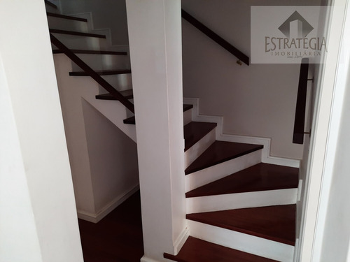 Imagem 10 de 15 de Casa 2 Andares Padrão Em Valparaíso - Petrópolis - 2522