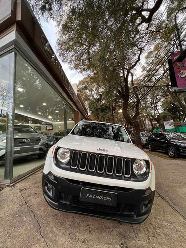 Imagen 22 de 22 de Jeep Renegade 2016 1.8 Sport