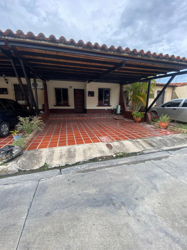 Casa En Cabudare Urb Roca Terra Fg