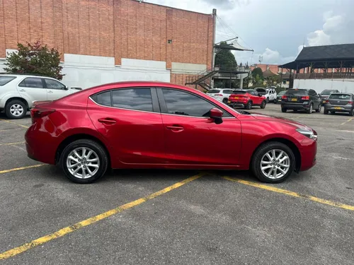Mazda 3 2.0 Touring