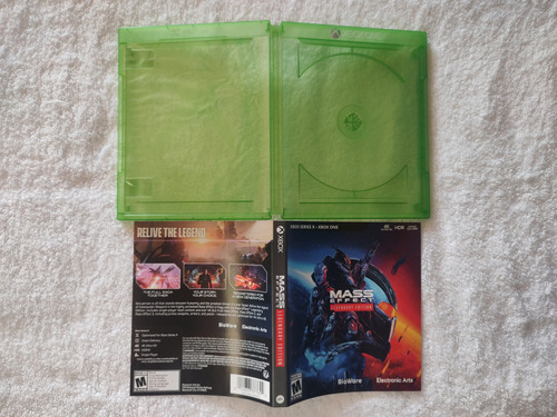 Mass Effect Legendary Edition(2 Discs) Xbox One (Usado)