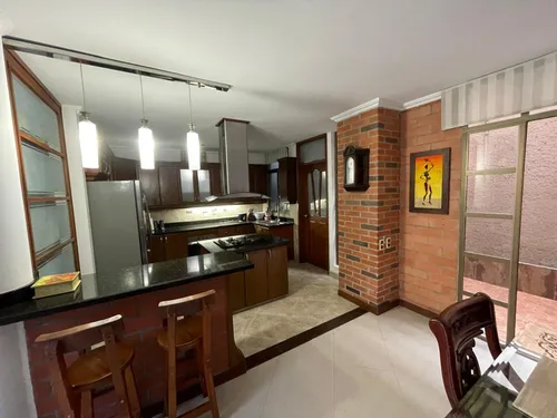 Casa En Venta En Sabaneta. Cod V12708