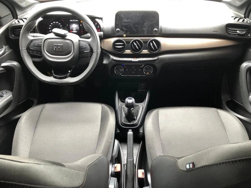 Imagen 17 de 25 de Fiat Cronos 2023 Colores Versiones Disponibles Tomo Usado P