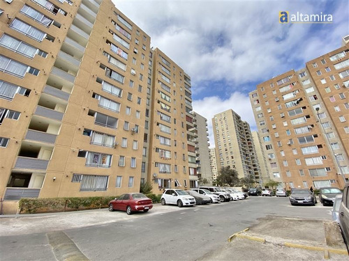 Imagen 4 de 30 de Departamento En Venta De 3 Dorm. En Iquique