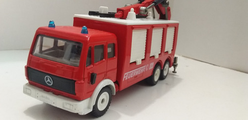 Camion Bomberos Lkw Mercedes Benz Escala 1/55 Siku