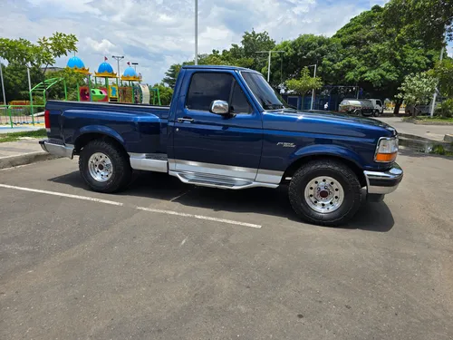 Ford F-150 5.0 Xlt Flare Side
