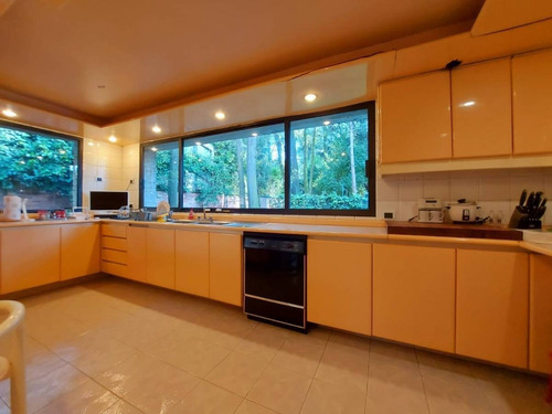 Imagen 12 de 30 de Casa Ubicada En Una Zona Exclusiva Al Sur De La Cdmx Junto Al Bosque De Tlalpan
