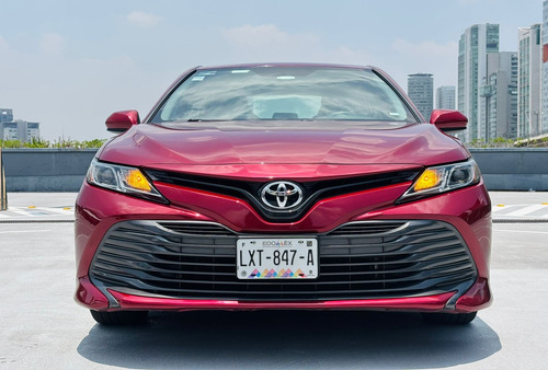 Toyota Camry 2.5 Le At