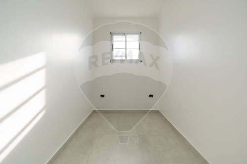 Casa En Venta En Arana