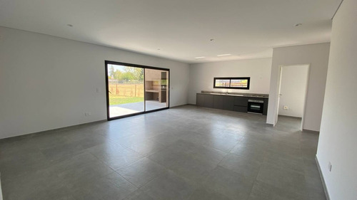 Imagen 3 de 28 de Casa Venta Barrio Privado Santa Emilia | Pilar Del Este | Pilar Zona Norte | G.b.a | Financiación