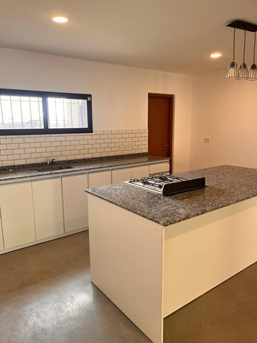 Casa A Estrenar 2 Dormpitorios, Jardines De Esther