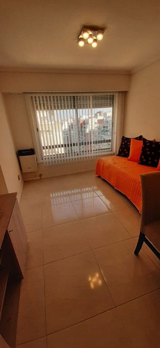 Imagen 5 de 17 de Departamento 2 Ambientes A La Calle Con Balcon En Venta En Mar Del Plata