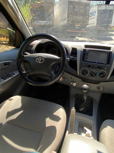 Toyota Hilux 3.0 Srv Cab. Dupla 4x2 4p