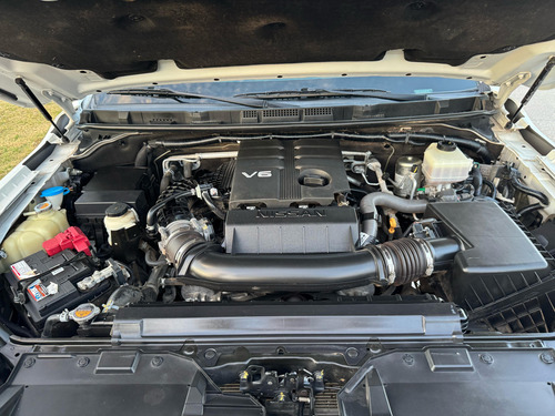 Nissan Frontier 4.0 Pro-4x V6 4x4 At