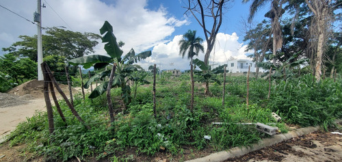 Venta De Solares En Proyecto Cerrado En Gurabo 